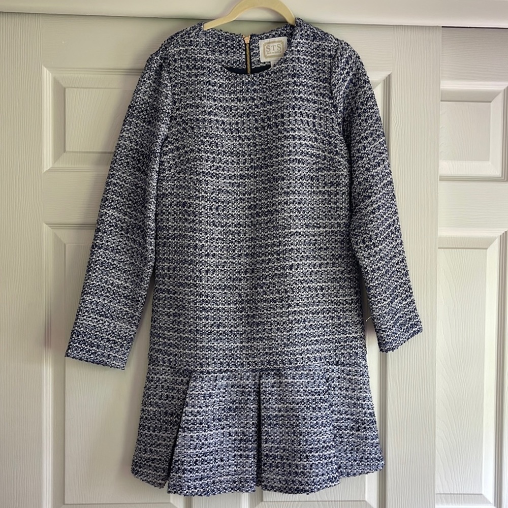 Fully lined great winter dress